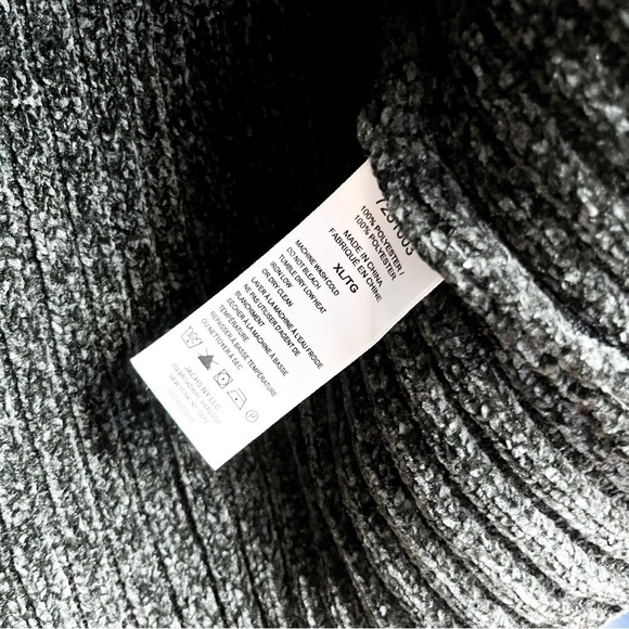 Jach's Girlfriend Long Sleeve Soft Grey/Black Knit Sweater - Picture 3 of 7